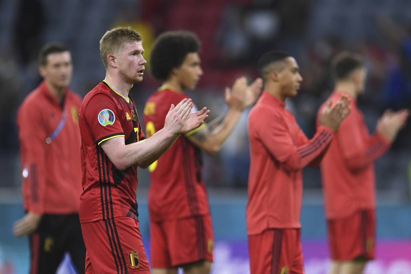 Det ble stopp i kvartfinalen for Belgia og Kevin De Bruyne i årets EM. Foto: Andreas Gebert / AP / NTB